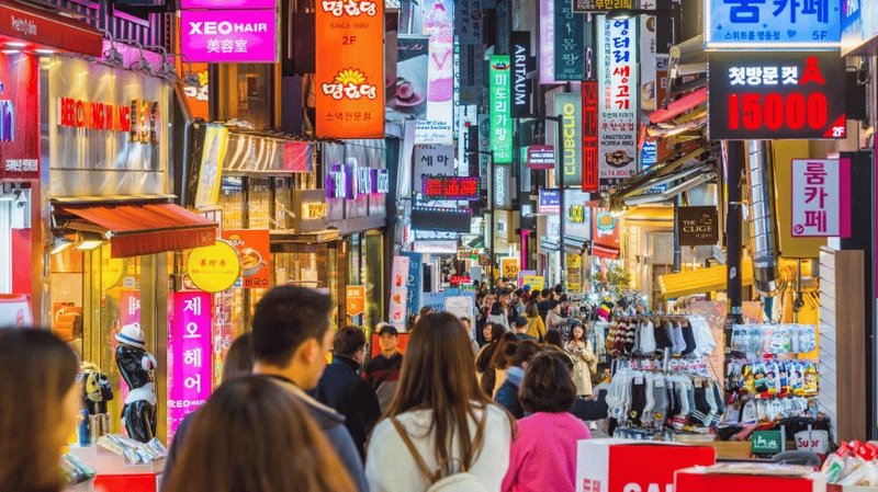 Seoul alza il conto delle notizie false: cinque volte il danno. E l’AI on-premise diventa scudo legale