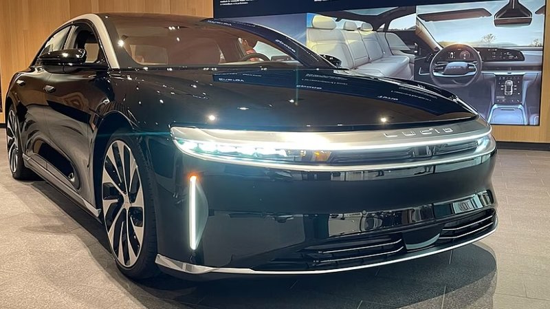 Lucid Motors cambia CFO e rinnova la leadership sotto il nuovo CEO: segnali per la strategia AI