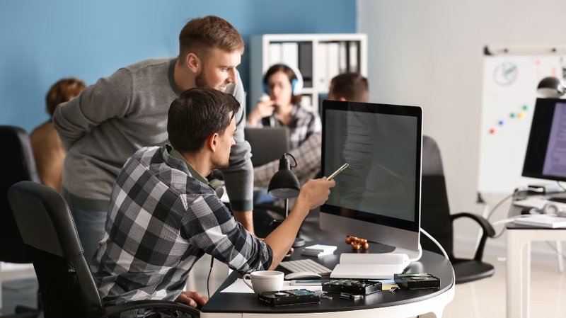 Quando l'AI diventa Shadow IT: il prezzo è la sovranità dei dati