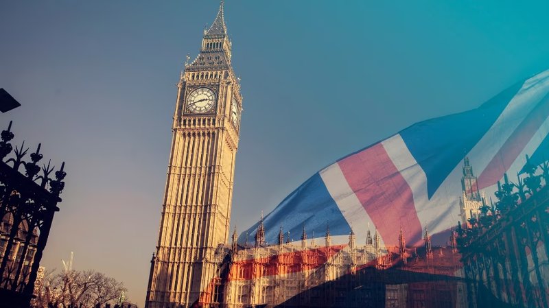 Il settore pubblico britannico dipende dal cloud USA: un rischio da miliardi