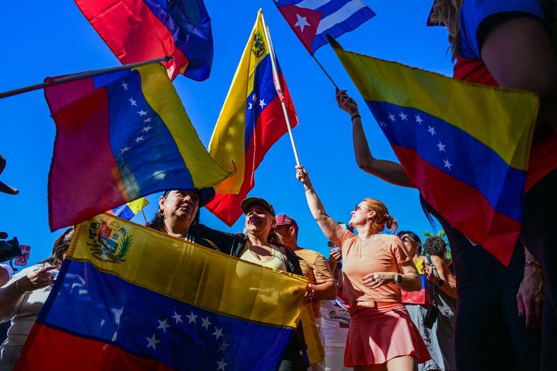 Disinformazione inonda i social dopo la cattura di Nicolás Maduro