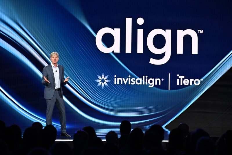 Invisalign: leader mondiale grazie alla stampa 3D