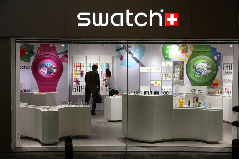 L'AI ha immaginato l'orologio Audemars Piguet x Swatch: dalla fantasia alla produzione di massa