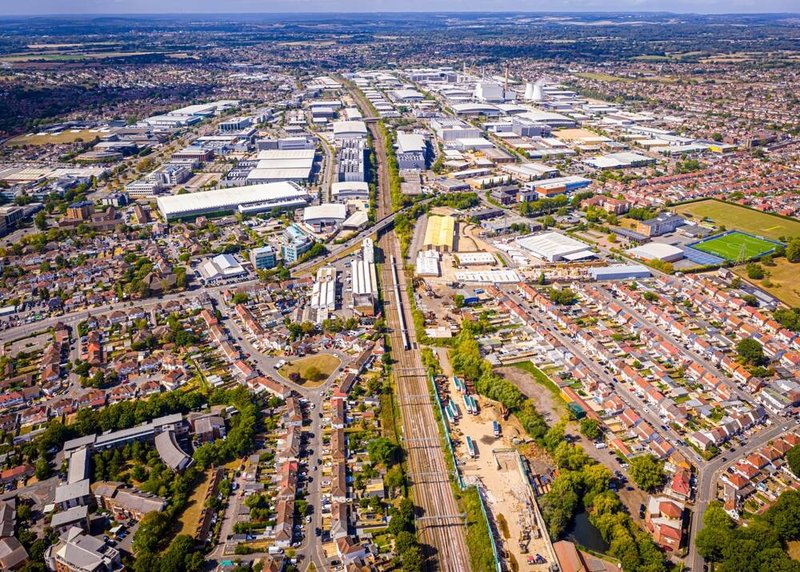 L'AI ridisegna la mappa dei datacenter britannici: nuove priorità oltre Londra