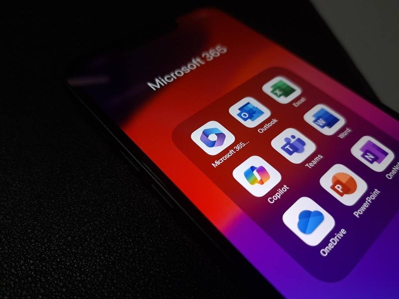 Sondaggio USA: i lavoratori temono il lock-in AI di Microsoft con gli strumenti di produttività
