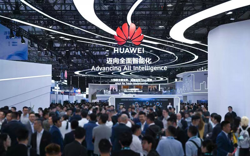 Perché l'AI mobile sta strangolando le reti (e la soluzione di Huawei)