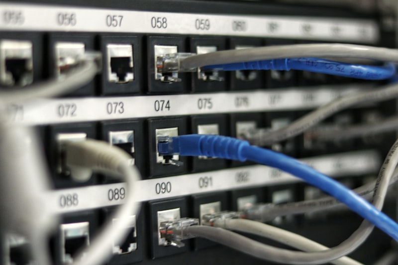 Augmentazione dati contestuale per ASR anziani: il ruolo di LLM e sintesi vocale